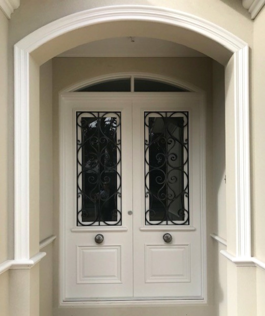 Chatsworth door with curved toplite window
