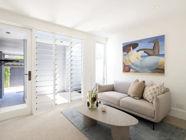 2020352902 18 1 251017 024900-w3000-h2250