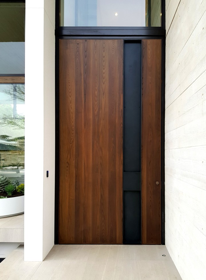 Vaucluse pivot door metal handle Cedar West