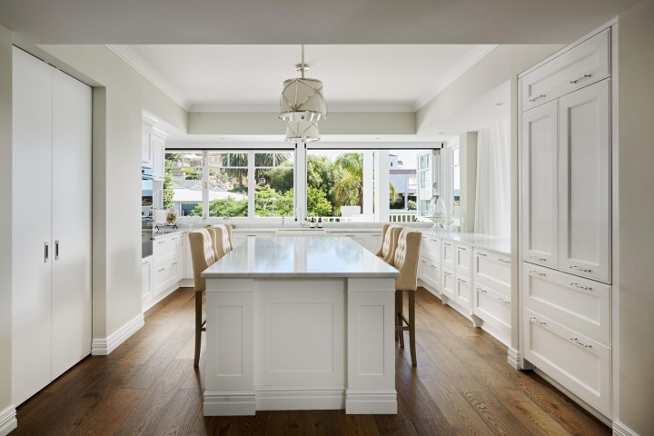 Bifold window by Cedar West