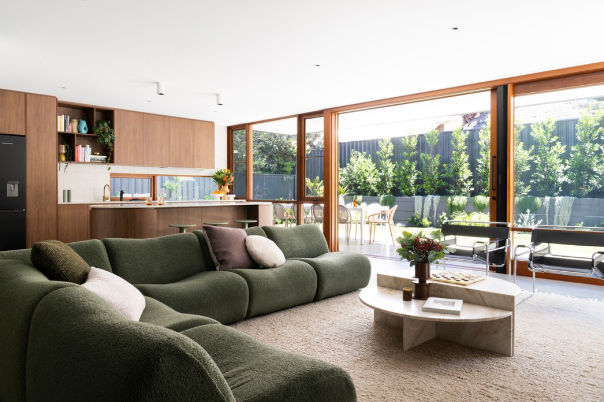 34e173 3eb9cedbe8684dd3b69a0002280ff7d0 mv2 1 